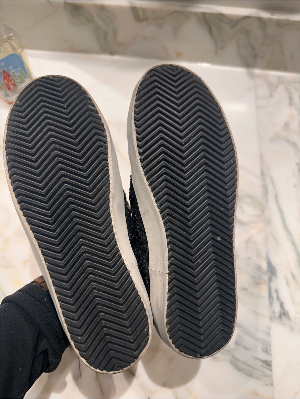 Golden Goose Black Glitter Star Low-Top Sneakers with Silver Accents - Picture 5 of 5